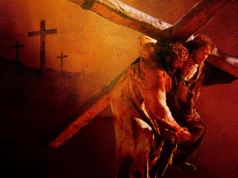 Duchowni i świeccy na Drodze Krzyżowej Kościoła