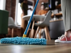 Tak myję podłogi przed świętami. Zero smug, zero zacieków, minimum wysiłku