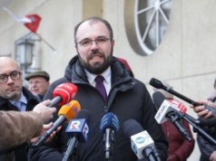 Zawieszony przez kontakty z Żurkiem? Dosadna odpowiedź Szczuckiego