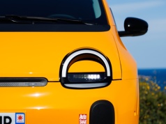 Renault Twingo czwartej generacji to więcej niż zwykły mieszczuch. Francuzi przyłożyli się do pracy