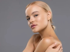 Nieświadoma aktywność mięśni mimicznych wpływająca na wyraz twarzy