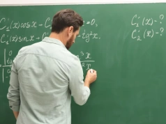 Nauczyciele walczą o pieniądze. „Dość darmowej pracy”