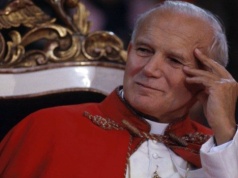 Kard. Ryś w 21. rocznicę śmierci św. Jana Pawła II: dziękuję, że pamiętacie, że jesteście