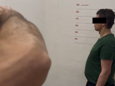 Policjant obezwładnił agresora na Placu Konstytucji