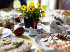 Wielkanoc 2026: Polacy szukają przepisów, życzeń i informacji o świętach