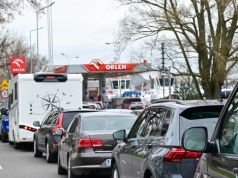 Kierowcy z Niemiec opanowali Świnoujście. "Nie mieszczą się na podjeździe"