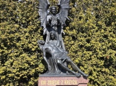 Golgota Beskidów: Stacja XIII – Zdjęcie z krzyża