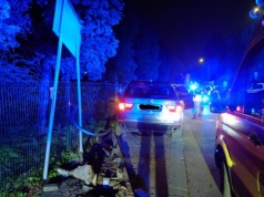 Z ostatniej chwili: Czechowice: Piany obcokrajowiec staranował zaparkowane auta – foto