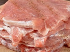 Schabowe wychodzą twarde? Na pewno pomijasz jeden bardzo ważny krok