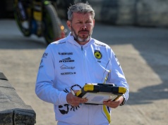 Żużel. Trener PSŻ-u jasno deklaruje przed pierwszym meczem. "To jest sprawa zespołu z Ostrowa"