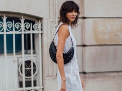 Białe sukienki to must have na wiosnę i lato. Ta z H&M - przepiękna, w Reserved i Mohito też śliczne