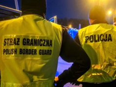 Zaczęło się od awantury o okno. Skończyło deportacją i aresztem