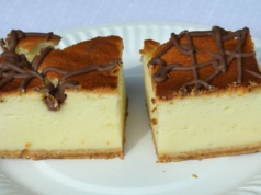 Najprostszy sernik wielkanocny, który zawsze się udaje