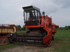 Bizon za prawie 100 tys. zł? Rynek tych kombajnów mocno się rozjechał