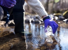 Pestycydy i antybiotyki w rzekach i jeziorach. „Nie można czekać”
