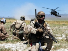 Odnaleźć członków załogi w głębi Iranu