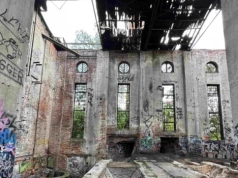 To nie ruina kościoła! To stara kotłownia kolejowa w centrum Wrocławia