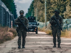 Żołnierze na granicy. Przedłużono misję