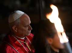 „Każda władza odpowie przed Bogiem za rozpętane wojny”. Z Koloseum popłynęło mocne wezwanie