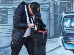 Chodyniak zaprojektował własną kolekcję ubrań