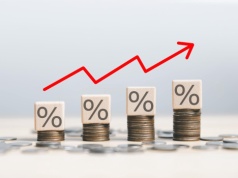 Emerytura bez podatku? Można zyskać, ale jest haczyk