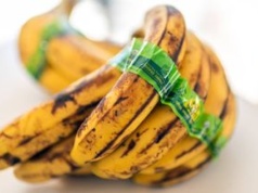 Jesz banany przed snem? Tak mogą wpłynąć na organizm