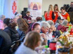 Śniadanie wielkanocne dla potrzebujących – gest solidarności i nadziei