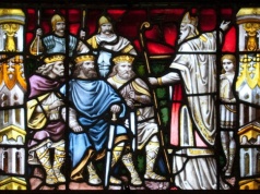 „Jeszcze nie powiedziałem o tym ojcu”: młodzi z Irlandii o wielkanocnym przyjęciu wiary katolickiej