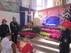 Cisza, koszyki i Groby Pańskie. Sądecczyzna zatrzymuje się na chwilę przed Wielkanocą