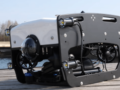 Policyjny „nurek” za 100 tysięcy złotych. Podkarpacka Policja schodzi 300 metrów pod wodę