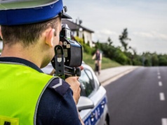 Patrole na każdej drodze w regionie. Policja apeluje o bezpieczną jazdę