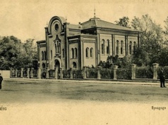Zielona Góra wydała fortunę na makietę synagogi