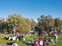 Kapryśna pogoda w Lany Poniedziałek. Meteorolodzy ostrzegają