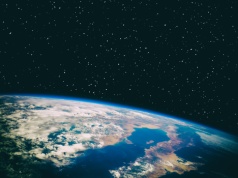 AI poleci w kosmos? Musk, Bezos i Google szykują rewolucję