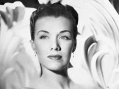 Młoda aktorka zniknęła w tajemniczych okolicznościach. Jednym z podejrzanych był gwiazdor Kirk Douglas