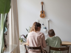 2 lata bez prac domowych i jeden wyraźny problem. Coraz więcej osób to zauważa