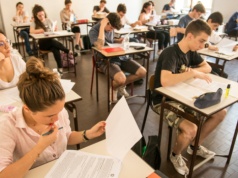 Wybór szkoły po jednym kryterium to jak granie na loterii. Co piąty 13-latek korzysta z porównywarki