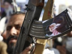 Rakieta balistyczna uderzyła w Izrael. Wystrzelili ją Huti