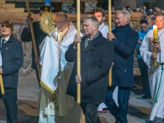 Wielkanoc – najważniejsze święto w Kościele katolickim. Ulicami przeszły procesje rezurekcyjne