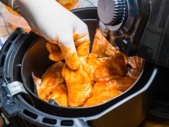 Air fryer miał być zdrowy. Jeden szczegół może odwrócić efekt
