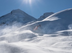 Tragedia w Alpach. Lawina zasypała turystę ze Słowacji