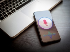 Myślisz, że telefon cię podsłuchuje? Sprawdź, które aplikacje używają mikrofonu