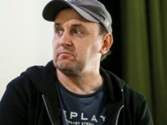 11 lat temu stracił córkę. Nie wycofał się z życia zawodowego