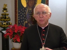 Abp Depo o pożarze krzyża w Warszawie. „Nie unicestwił sensu ofiary”