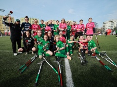 Inauguracja kobiecego ampfutbolu klubowego w Europie. Historyczny remis