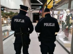 Ukradł czapki za ponad 1700 zł. Zatrzymany przez policję w centrum miasta