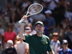 Spektakularna pogoń Amerykanina. Obronił meczbole i zdobył brakujący tytuł