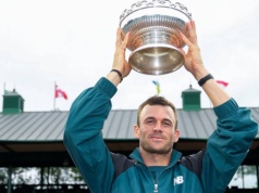 Obronił trzy piłki meczowe i został mistrzem. Wielkie emocje w finale turnieju ATP
