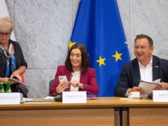 Nielegalna komisja ds. Pegasusa kończy prace. Powstanie raport, ale... z częścią "niejawną"