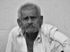 Czeka cię 336 zł mniej emerytury, bo GUS stwierdził, że pożyjesz dłużej